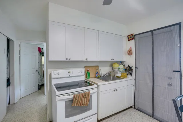  Residence photo 14