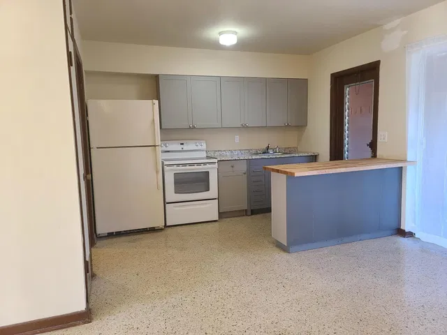  Residence photo 24