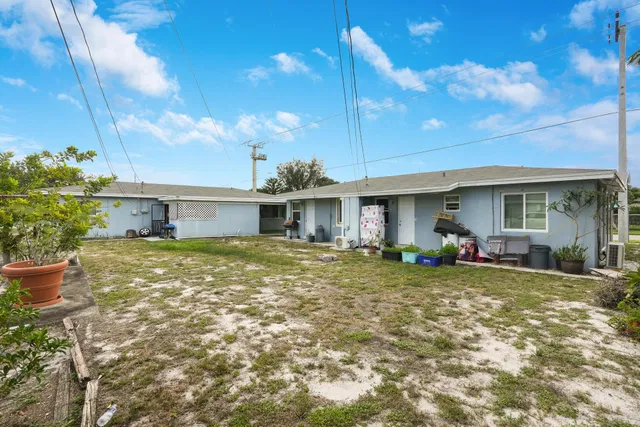  Residence photo 27