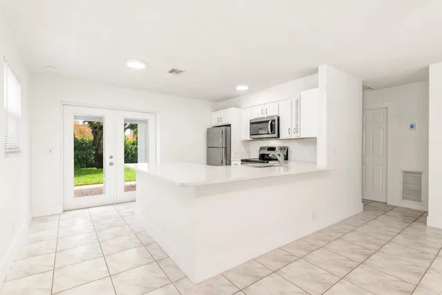 West Palm Beach Residence photo 15
