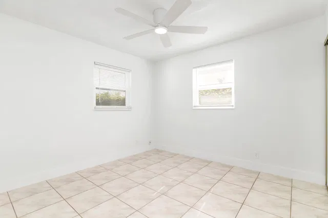 West Palm Beach Residence photo 21