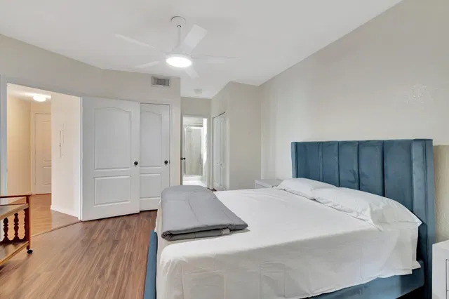 Residence photo 26