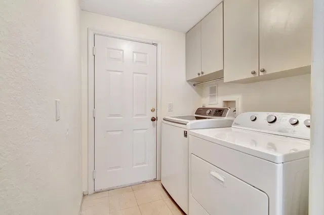 Residence photo 31