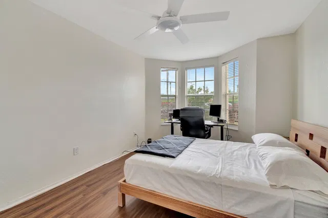 Residence photo 35