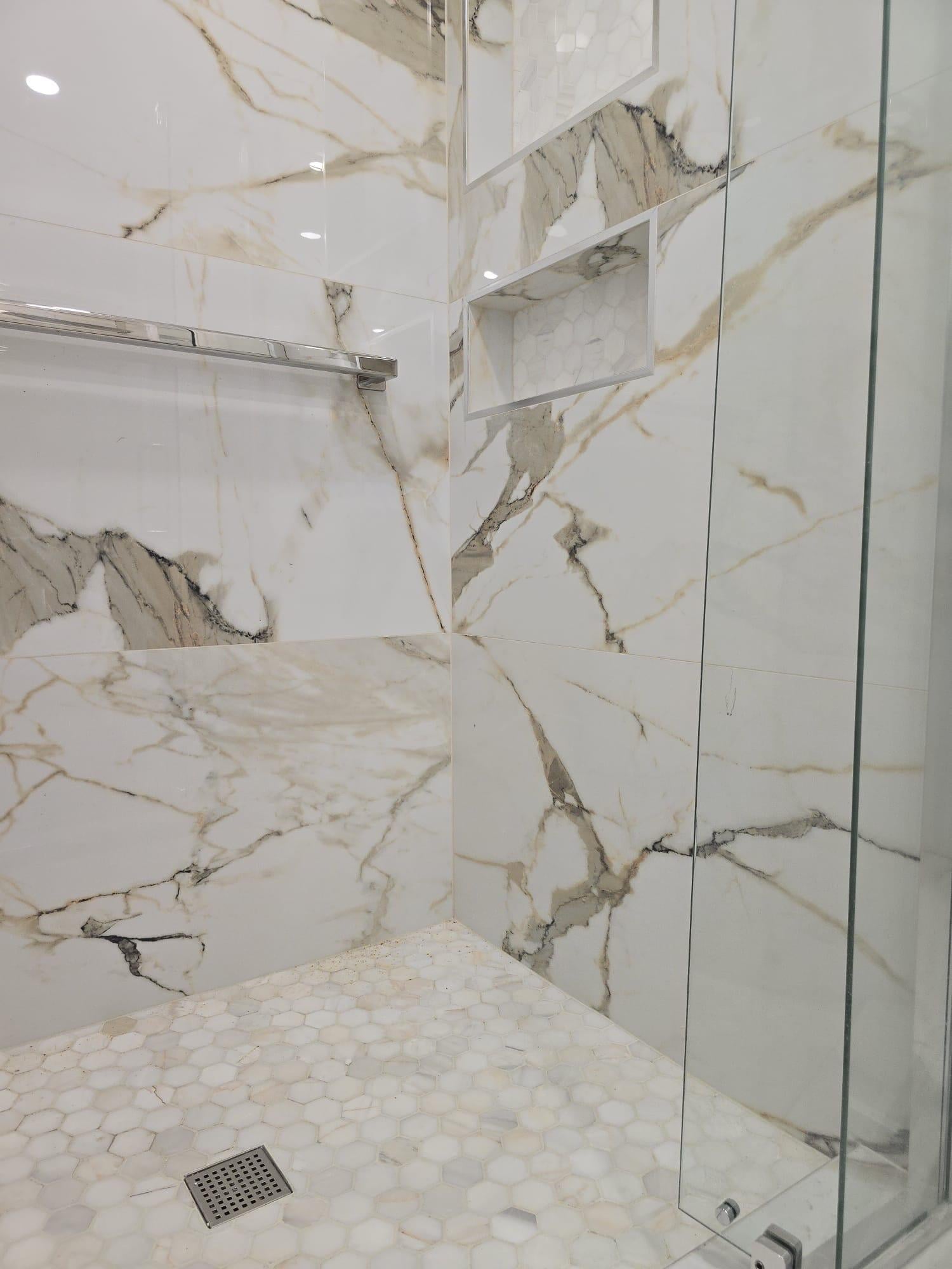 Unit 215 photo 5