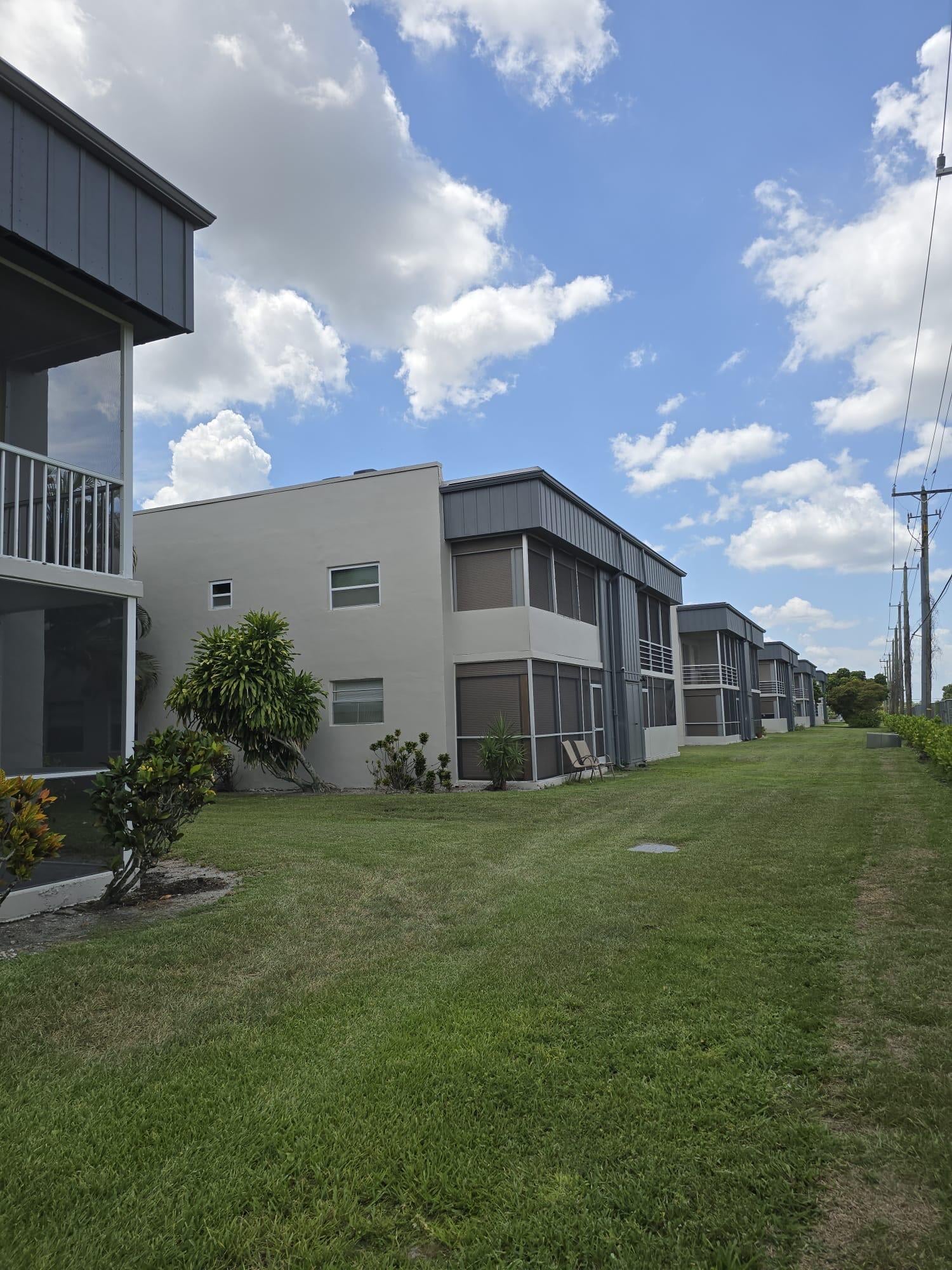 Unit 215 photo 13