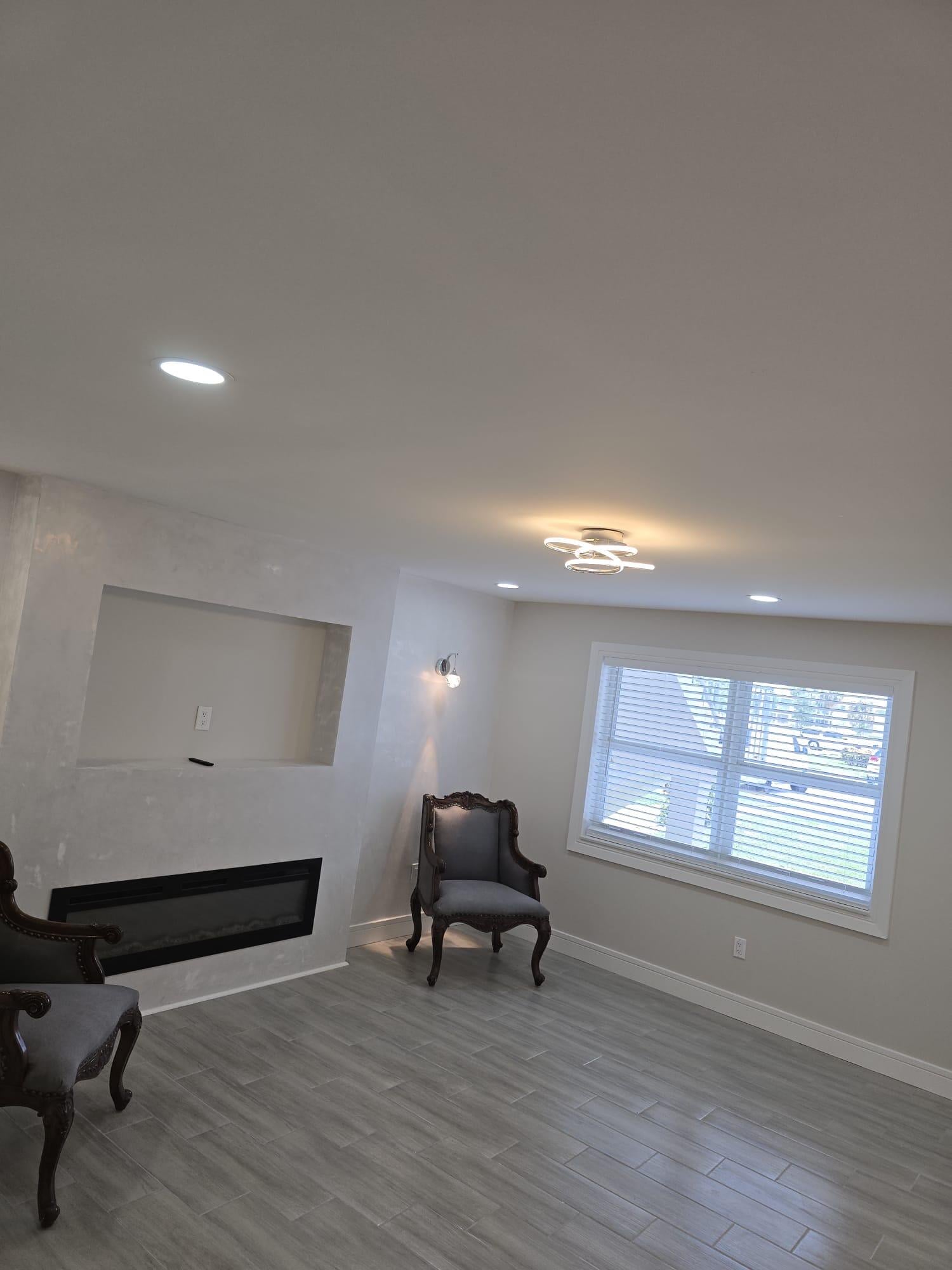 Unit 215 photo 15