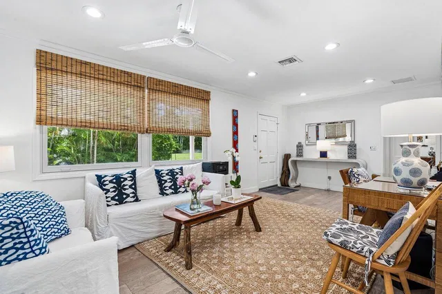 North End Palm Beach Residence photo 7