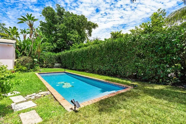 North End Palm Beach Residence photo 29