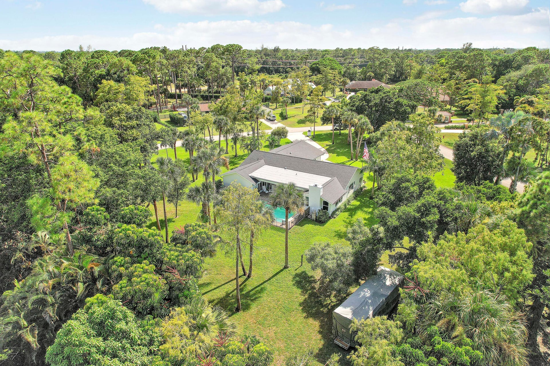  Residence photo 50