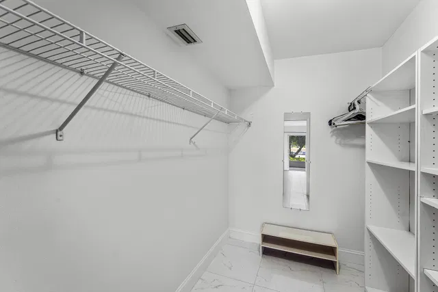 Unit 107 photo 17