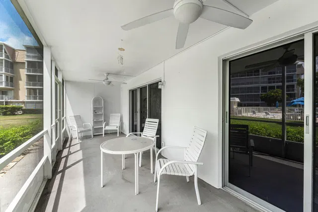 Unit 107 photo 24