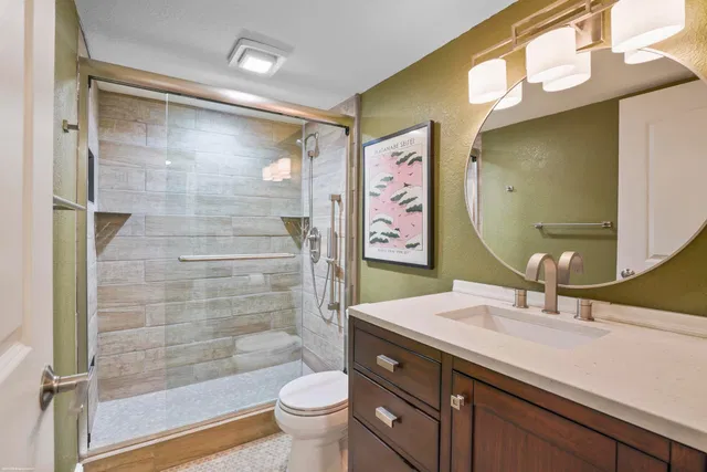 Unit 6-201 photo 32