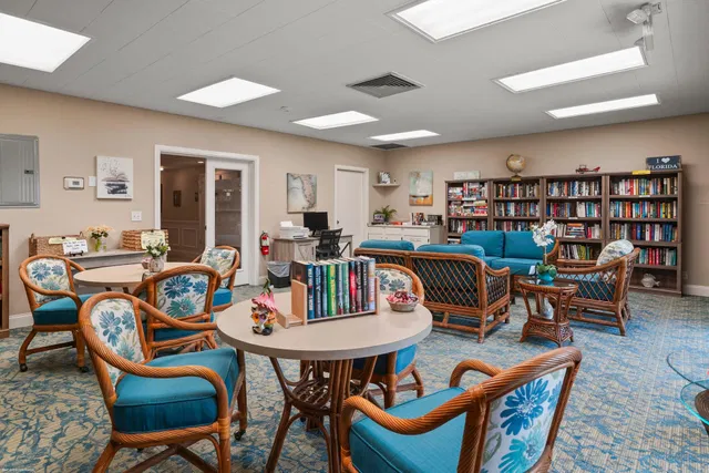 Unit 6-201 photo 47