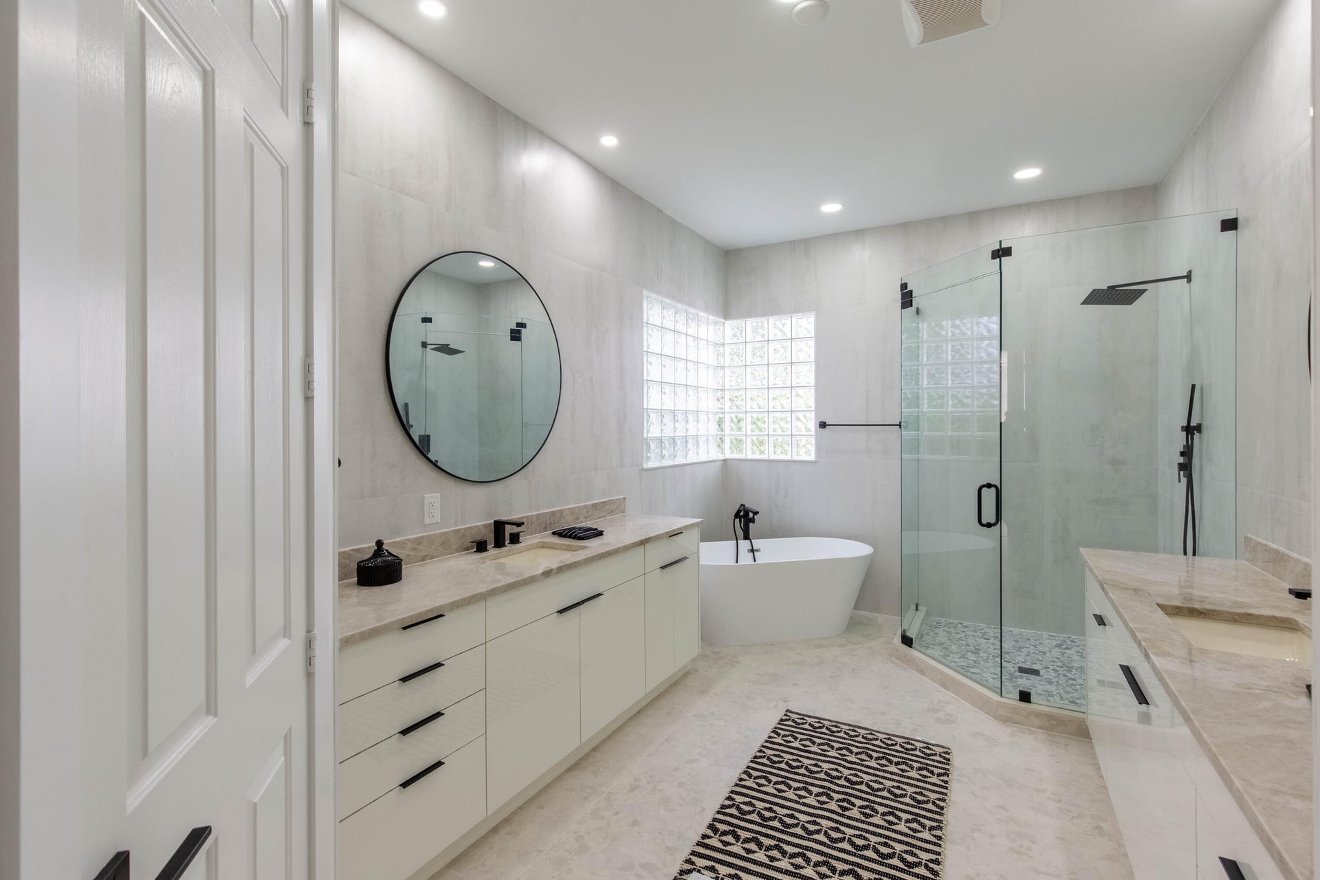 Eagles Landing Residence photo 27