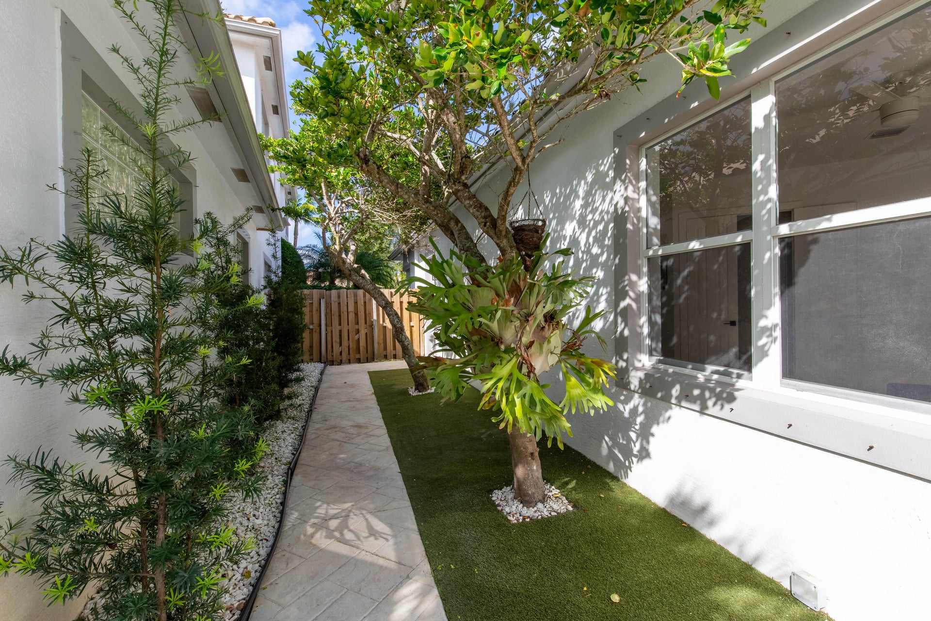 Eagles Landing Residence photo 36