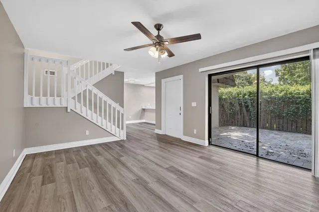 Residence photo 8