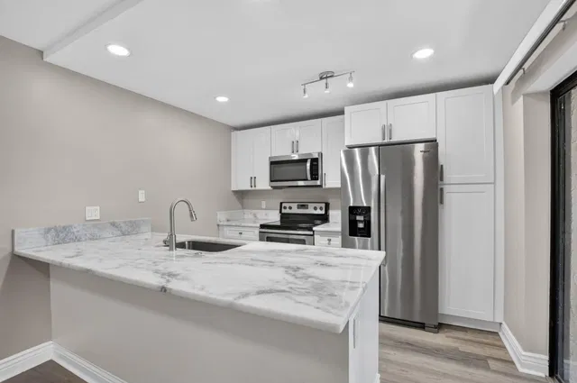 Residence photo 11