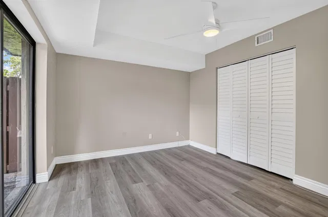 Residence photo 15