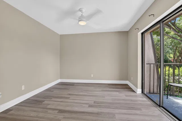 Residence photo 17