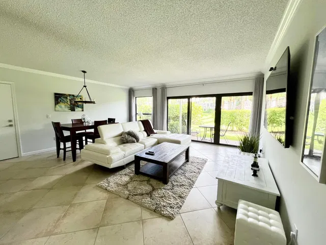 Tennis Lodges Wellington Unit 401 photo 5