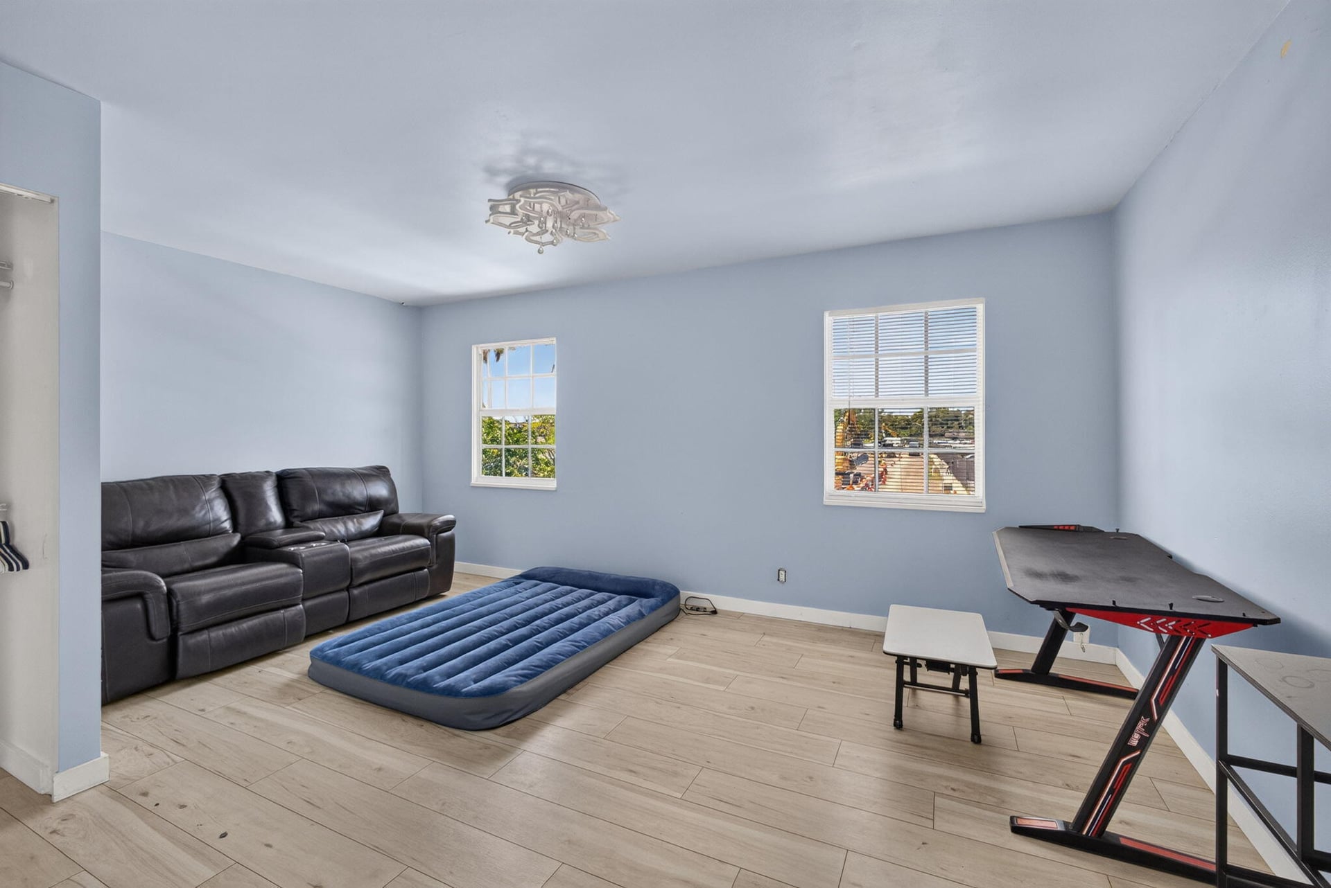  Residence photo 17