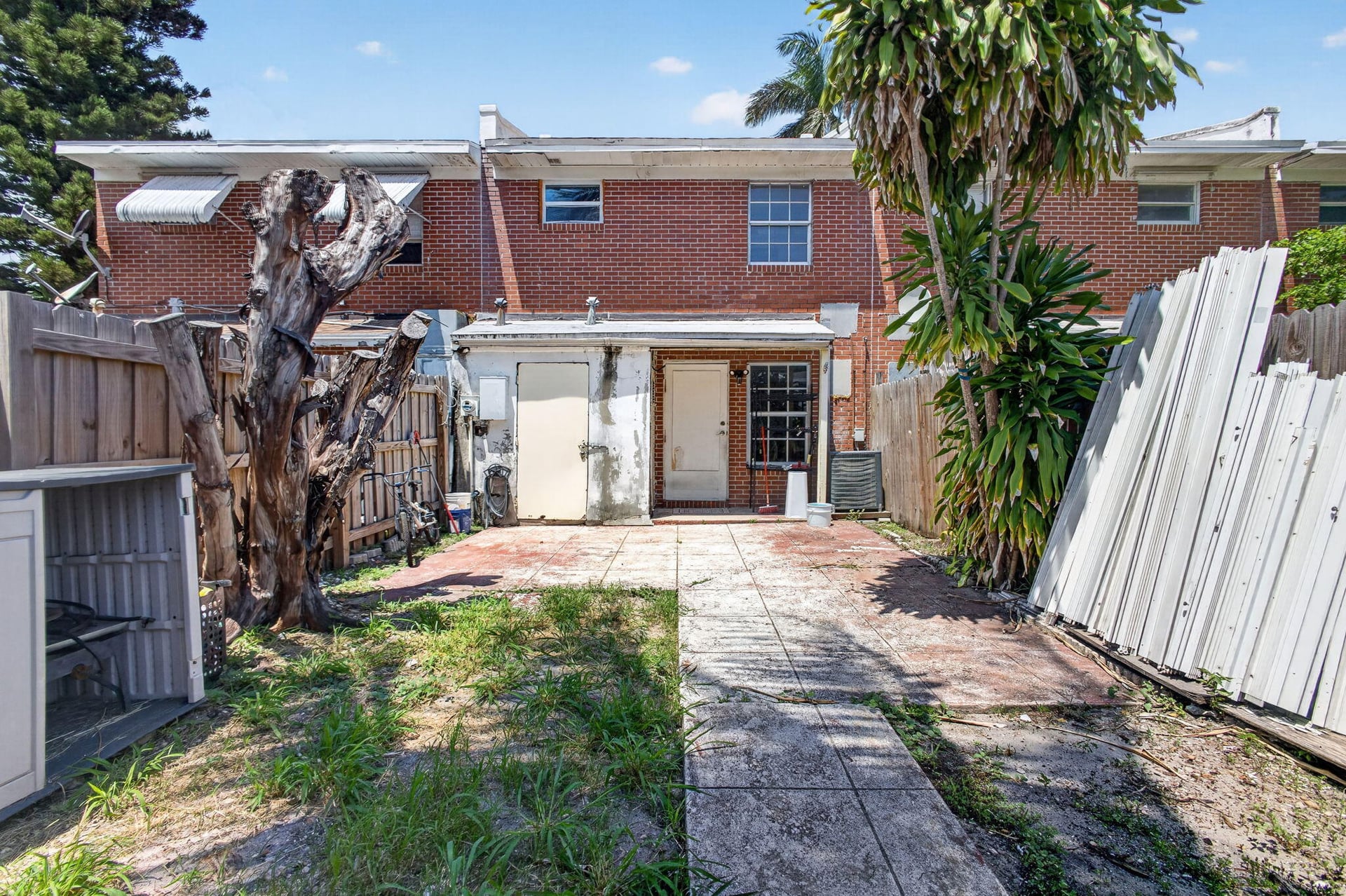  Residence photo 25