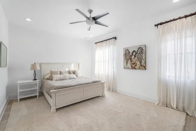 Residence photo 22