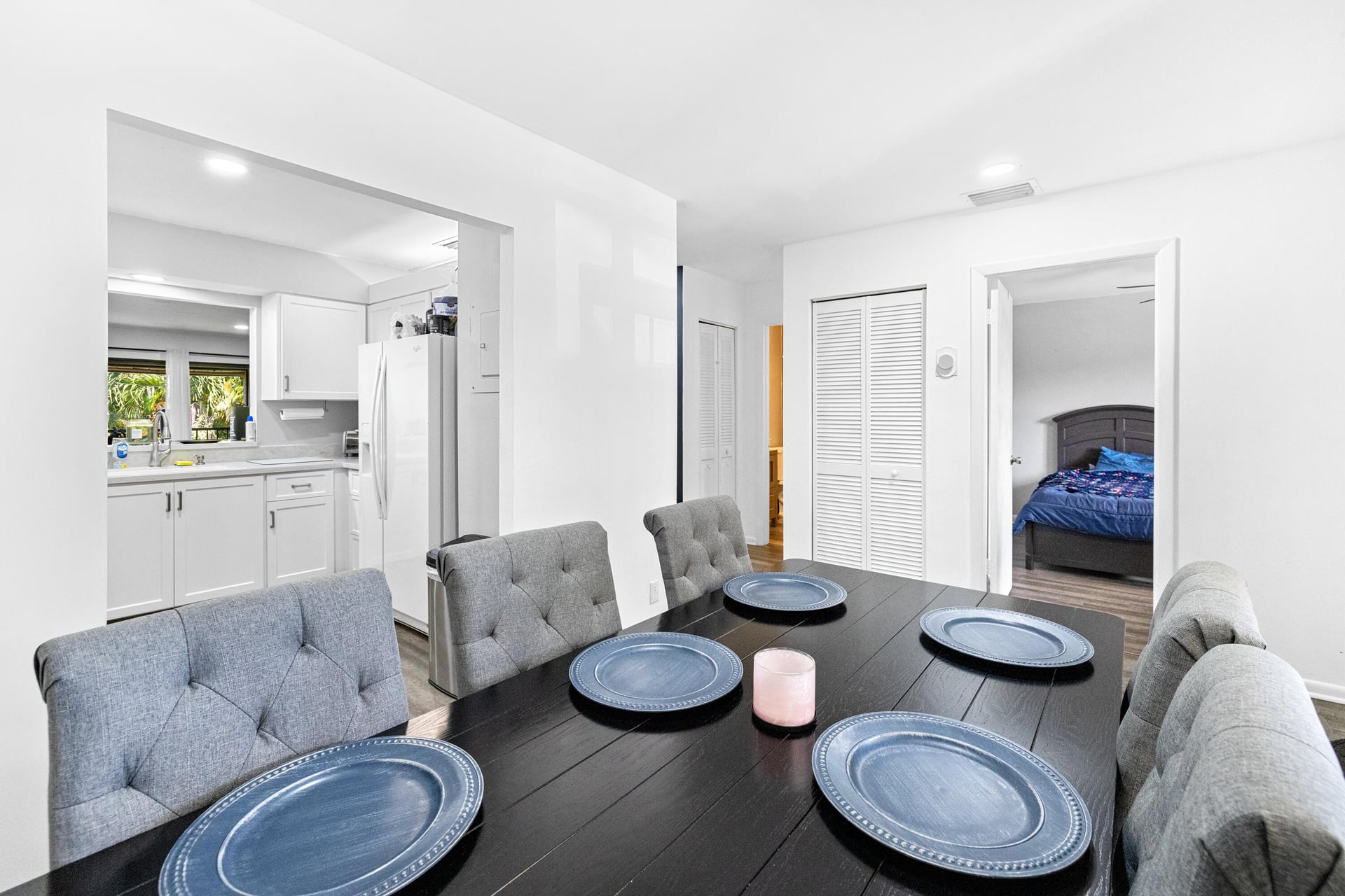 Unit 206 photo 10