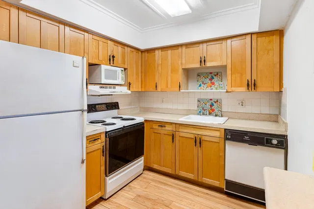 Unit Unit B31 photo 3