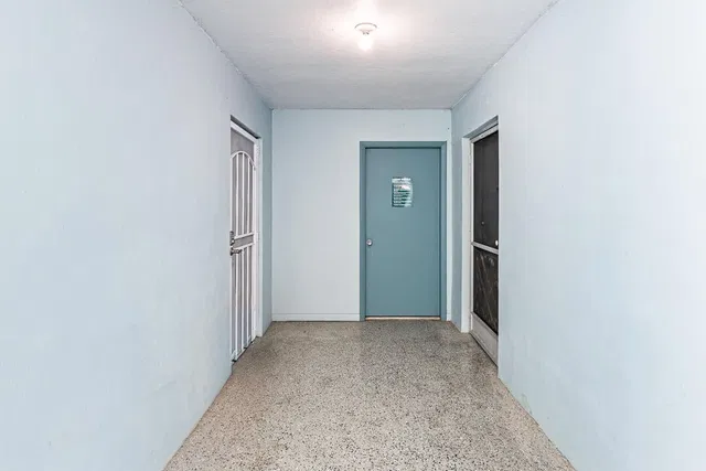 Unit Unit B31 photo 27