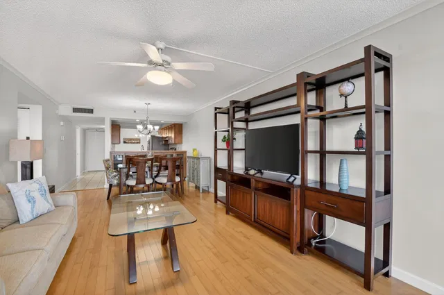 Boca Raton Unit 602 photo 4