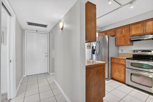 Boca Raton Unit 602 photo 8