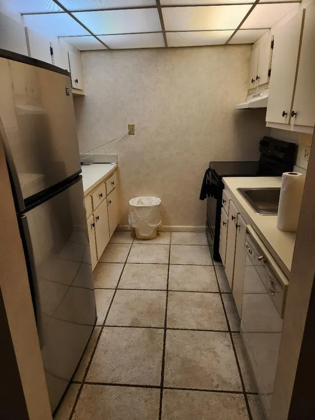 Unit 1206 photo 8