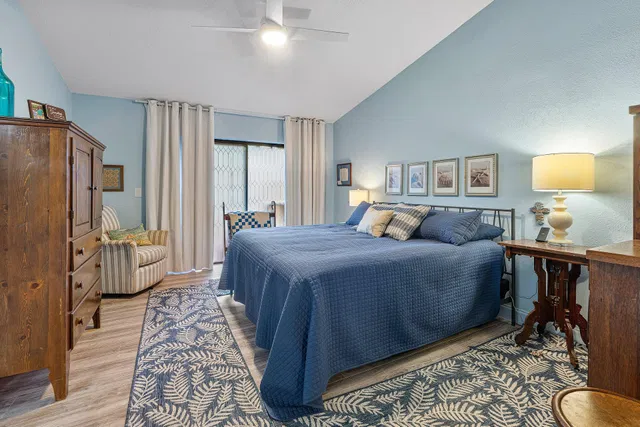Residence photo 15
