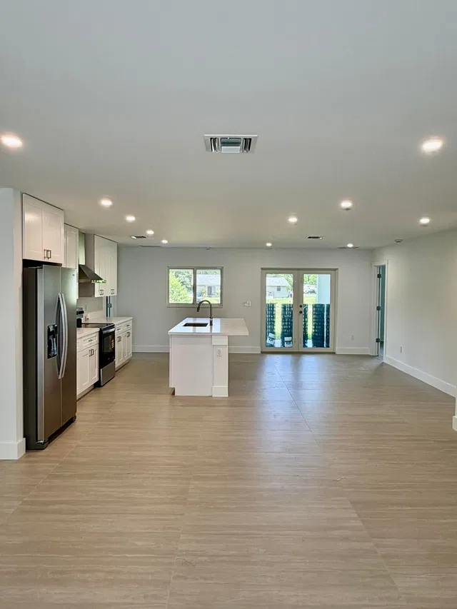 Residence photo 6