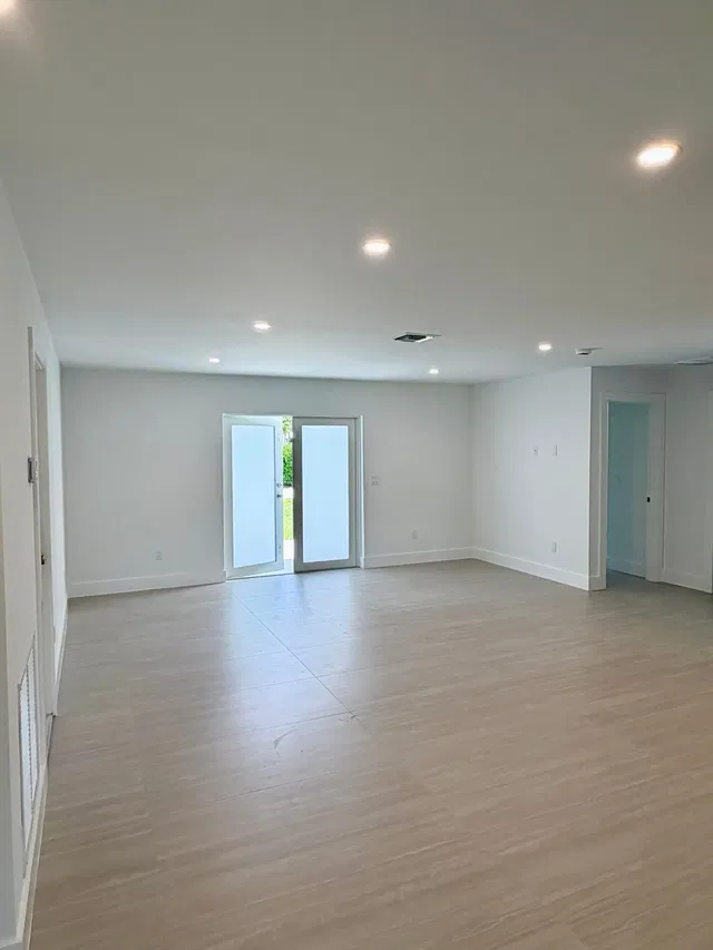 Residence photo 8