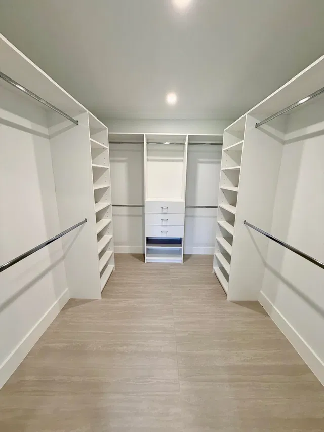 Residence photo 12