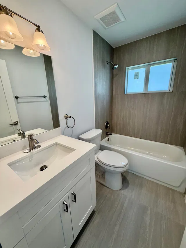 Residence photo 17