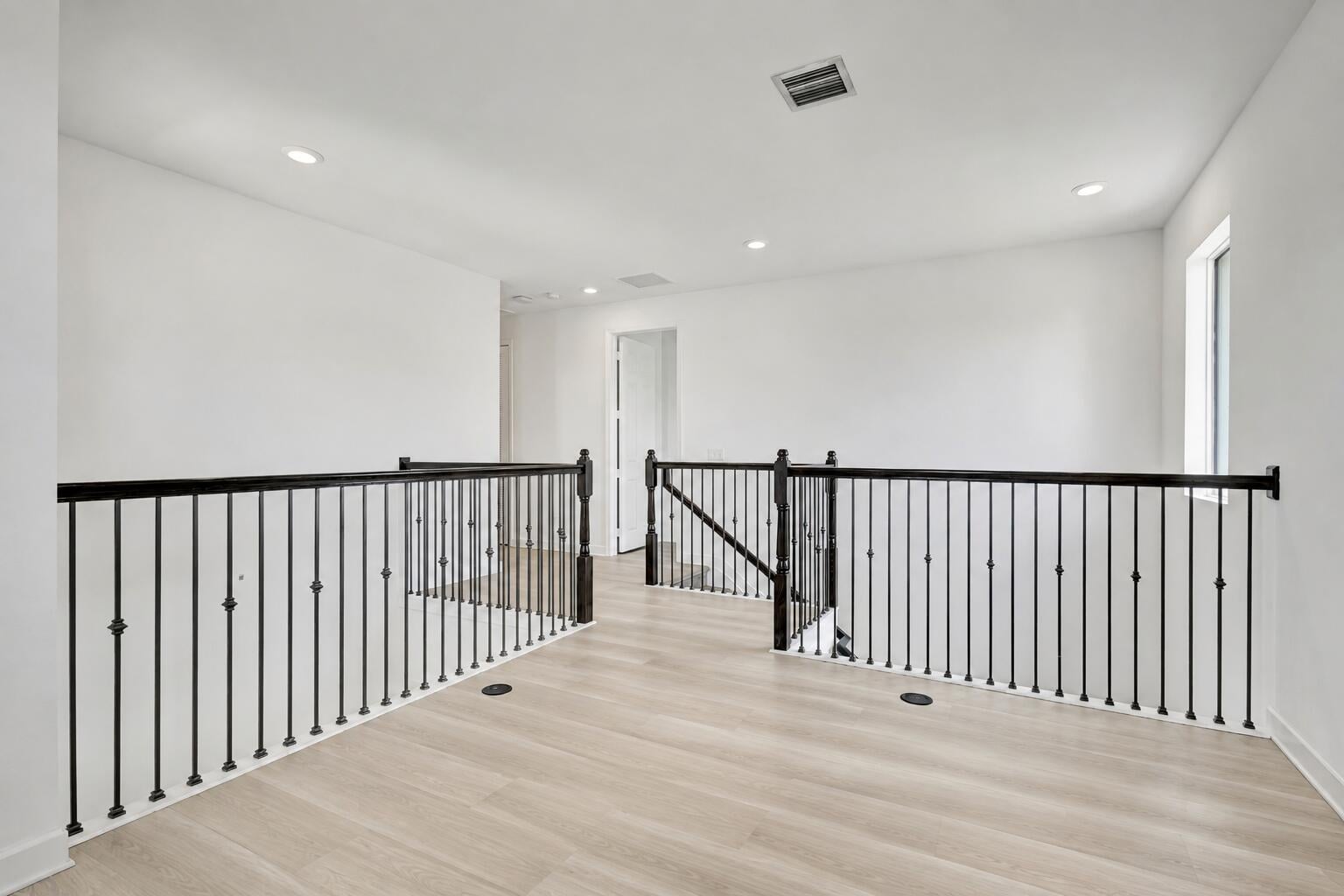  Residence photo 12
