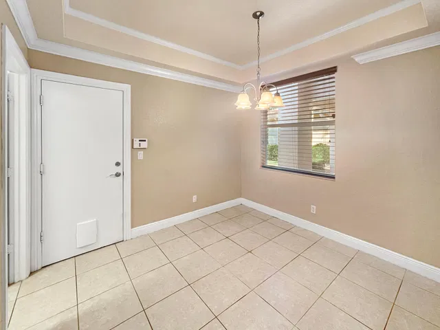 Residence photo 15