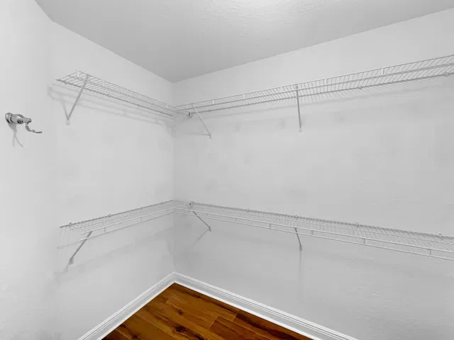 Residence photo 24