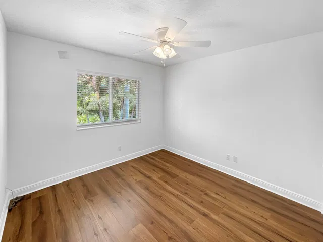 Residence photo 31