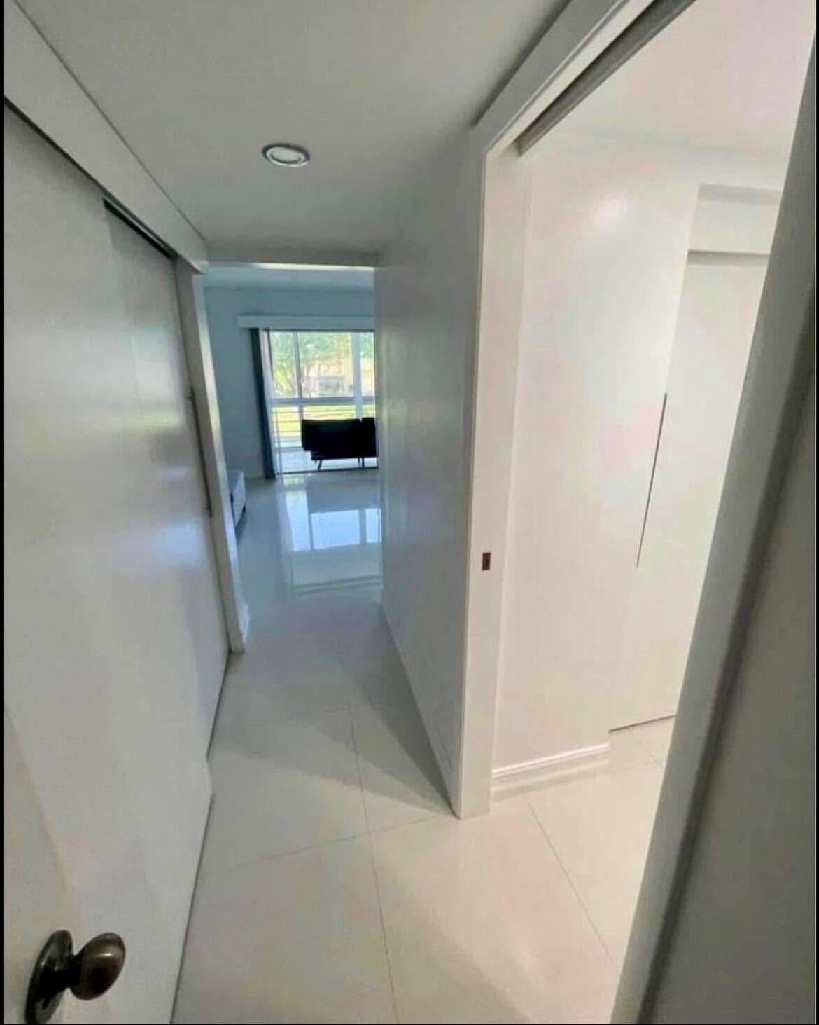 Unit 209 photo 11
