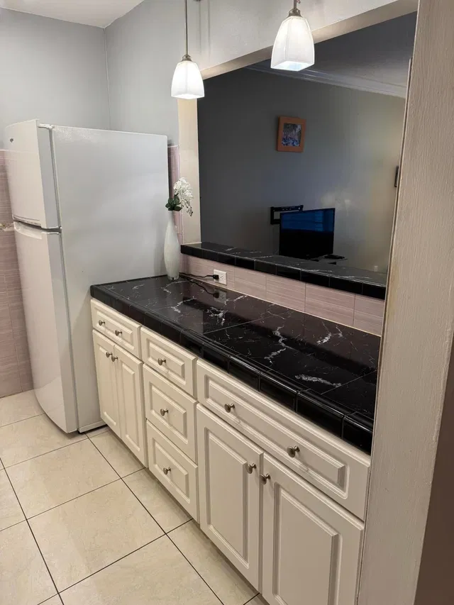 Unit D6 photo 12