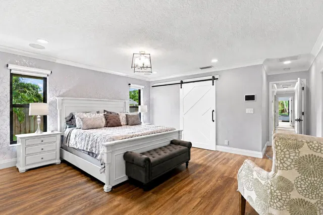Residence photo 23