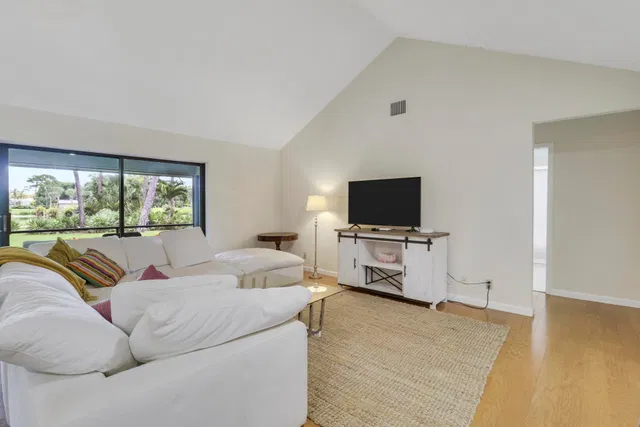 Mariner Sands Residence photo 17