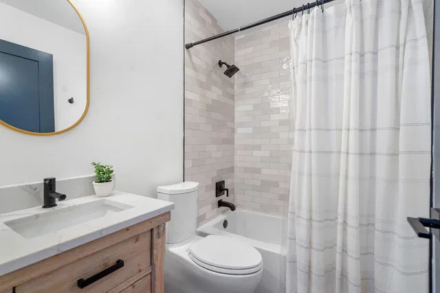 Unit 12621 photo 20