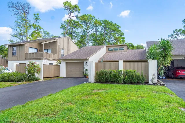 Unit 12621 photo 22