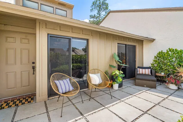 Unit 12621 photo 27